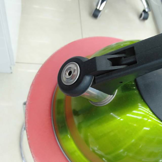 For household use, choose stainless steel kettles with whistles, large-capacity induction cookers, and gas and gas details Picture