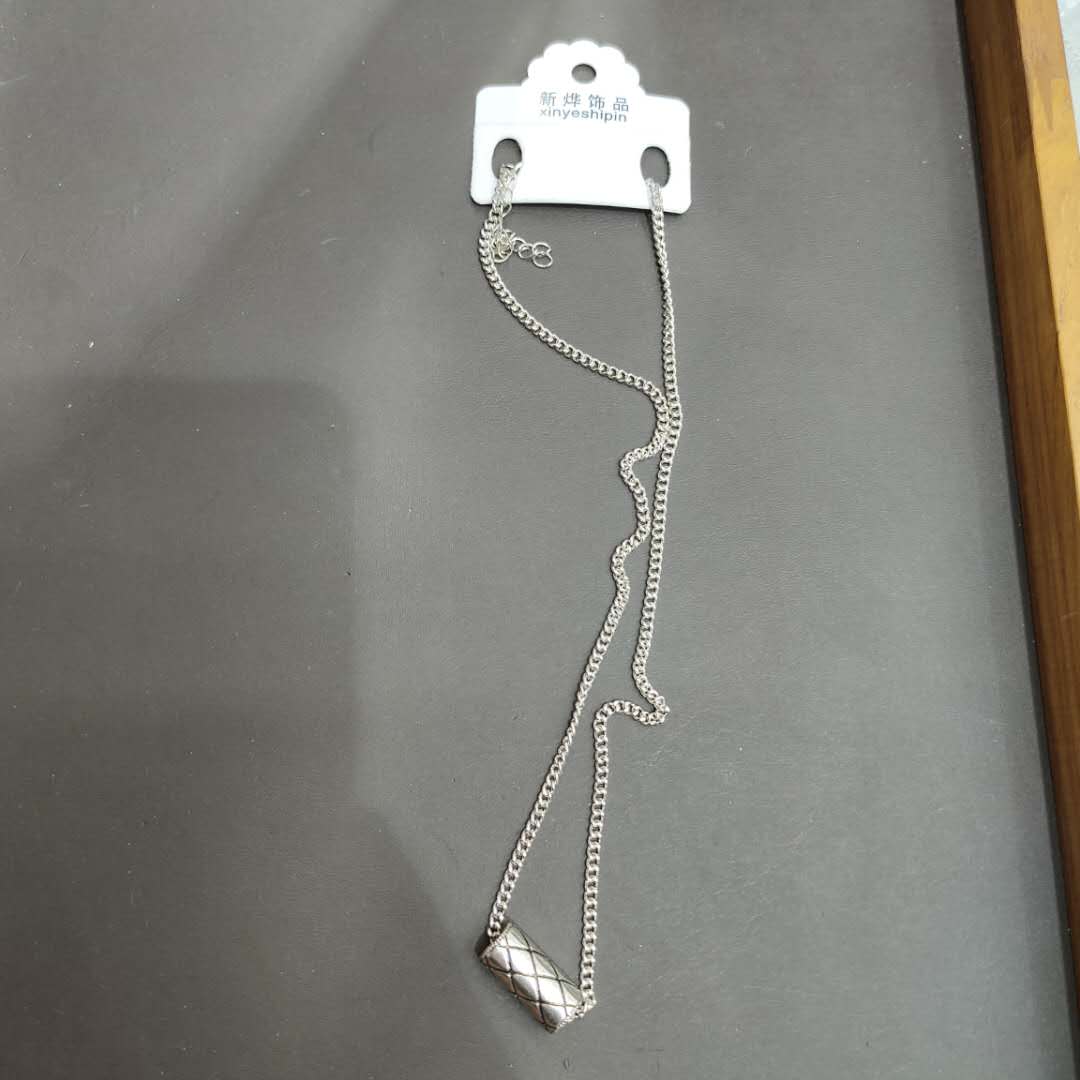 日韩气质潮流休闲时髦百搭个性菱形圆筒长款项链