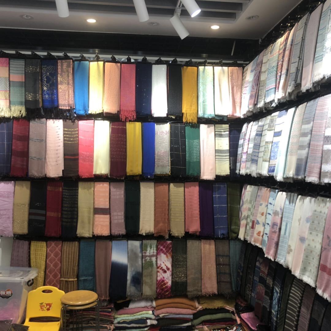 Siyi Scarf describe pic - 2