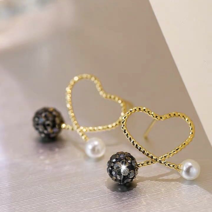 新款S925银针爱心珍珠气质耳环耳饰微镶保色潮流网红饰品产品图