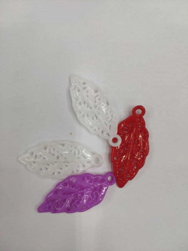 DIY jewelry accessories, cartoon maple leaf color solid color jewelry accessories details Picture