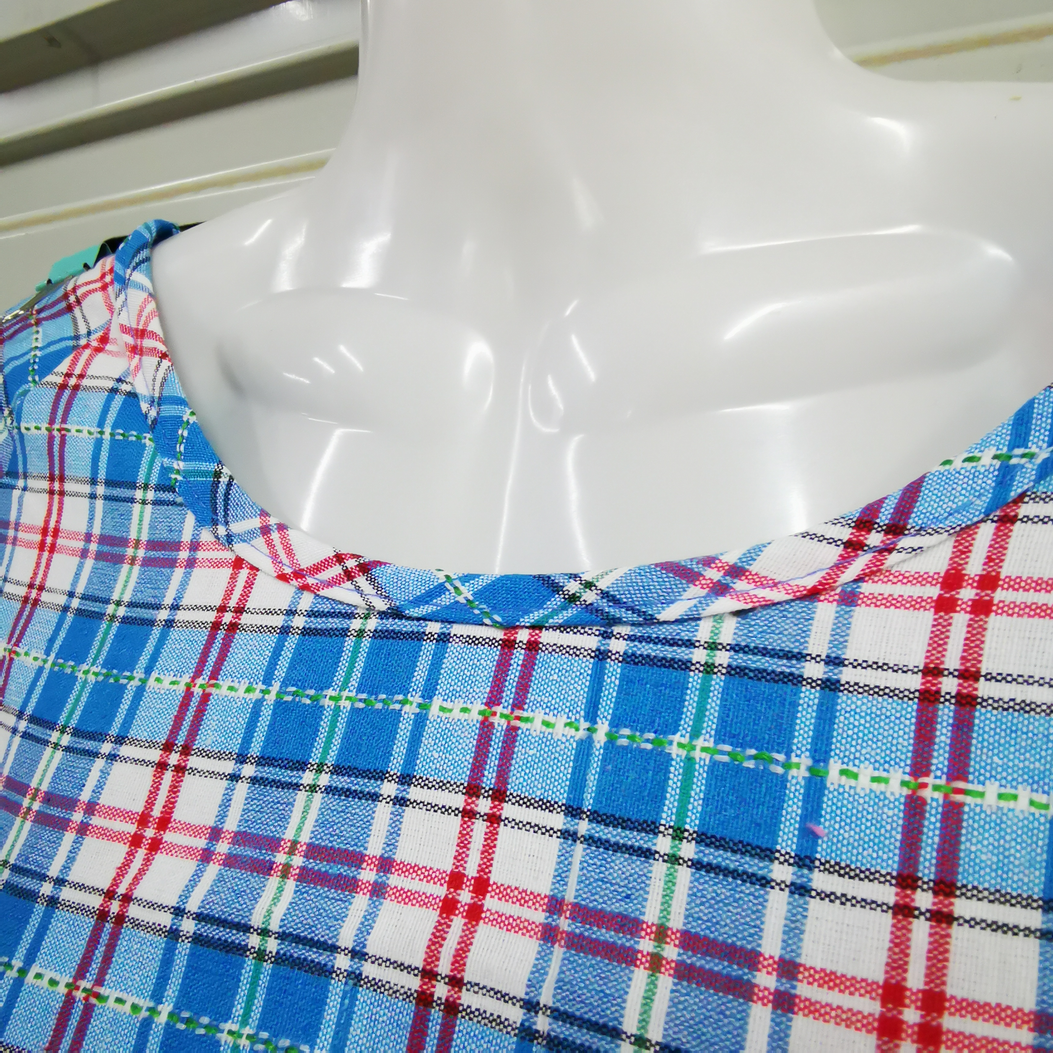 Apron Home Kitchen Checkered Long Sleeve Waterproof And Oil-Proof Work Clothes Fashion Female Korean Version Of Cooking Waist Specification drawing