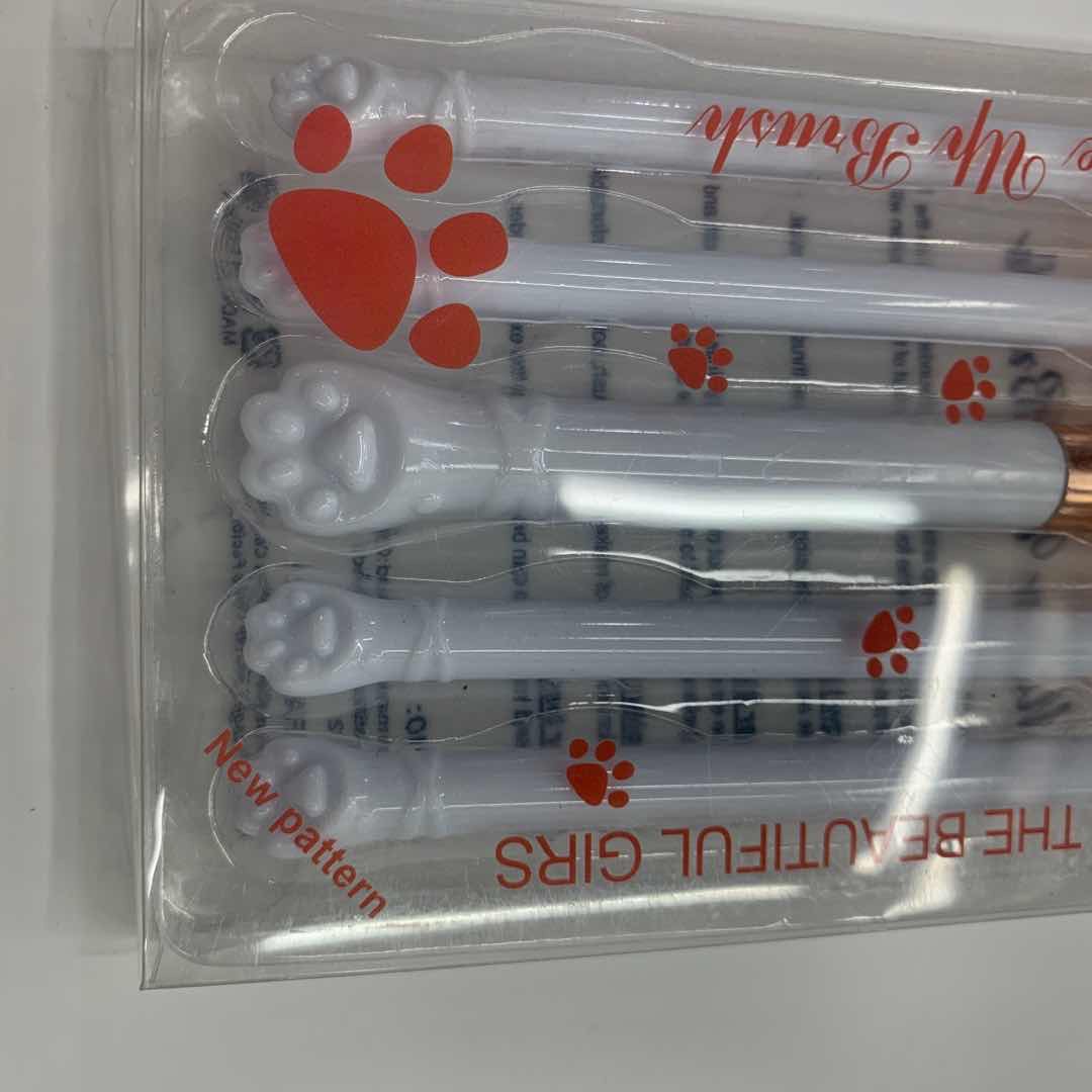 Factory direct sales of Cat Paw makeup brush, eyeshadow brush set, loose powder brush and blush brush Specification image