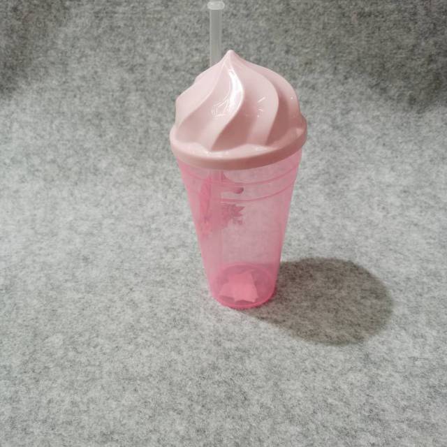 350ML cheap plastic cute children's cartoon cup with lid, portable drinking cup and beverage cup details Picture
