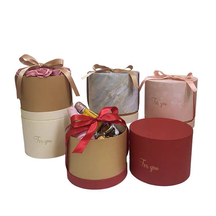 单个时尚纯色烫金蛋糕包装礼盒可抽拉惊喜手提丝带蝴蝶结花盒图