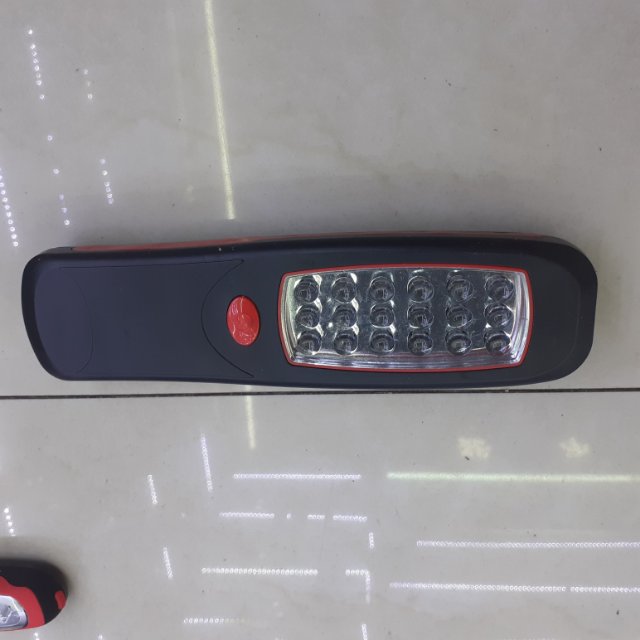 新款多灯聚光手电筒   多钻闪光手电筒