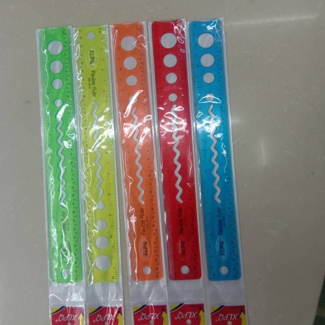 Multicolor 30 Cm Hollow Ruler details Picture