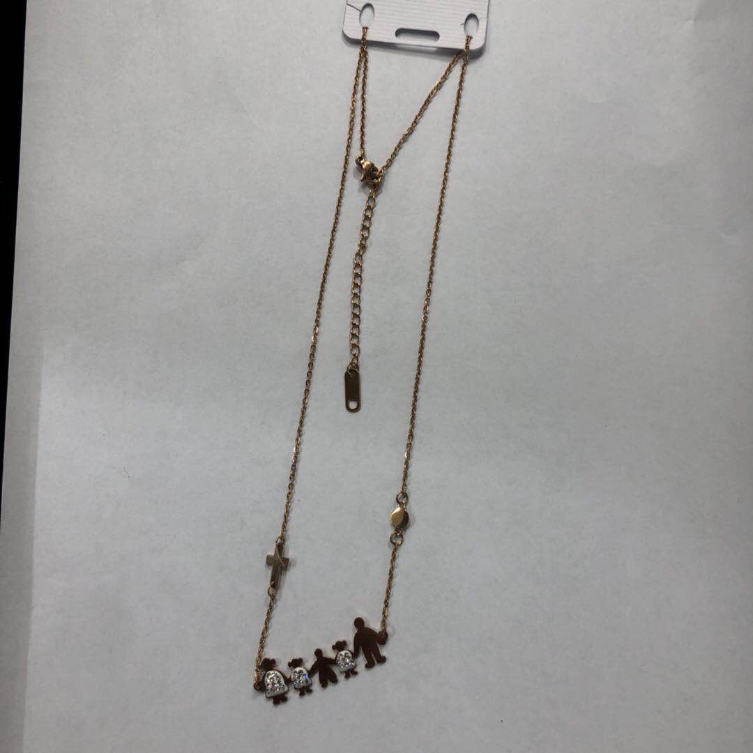 Factory direct sales stainless steel gold-plated family inlaid zircon necklace jewelry