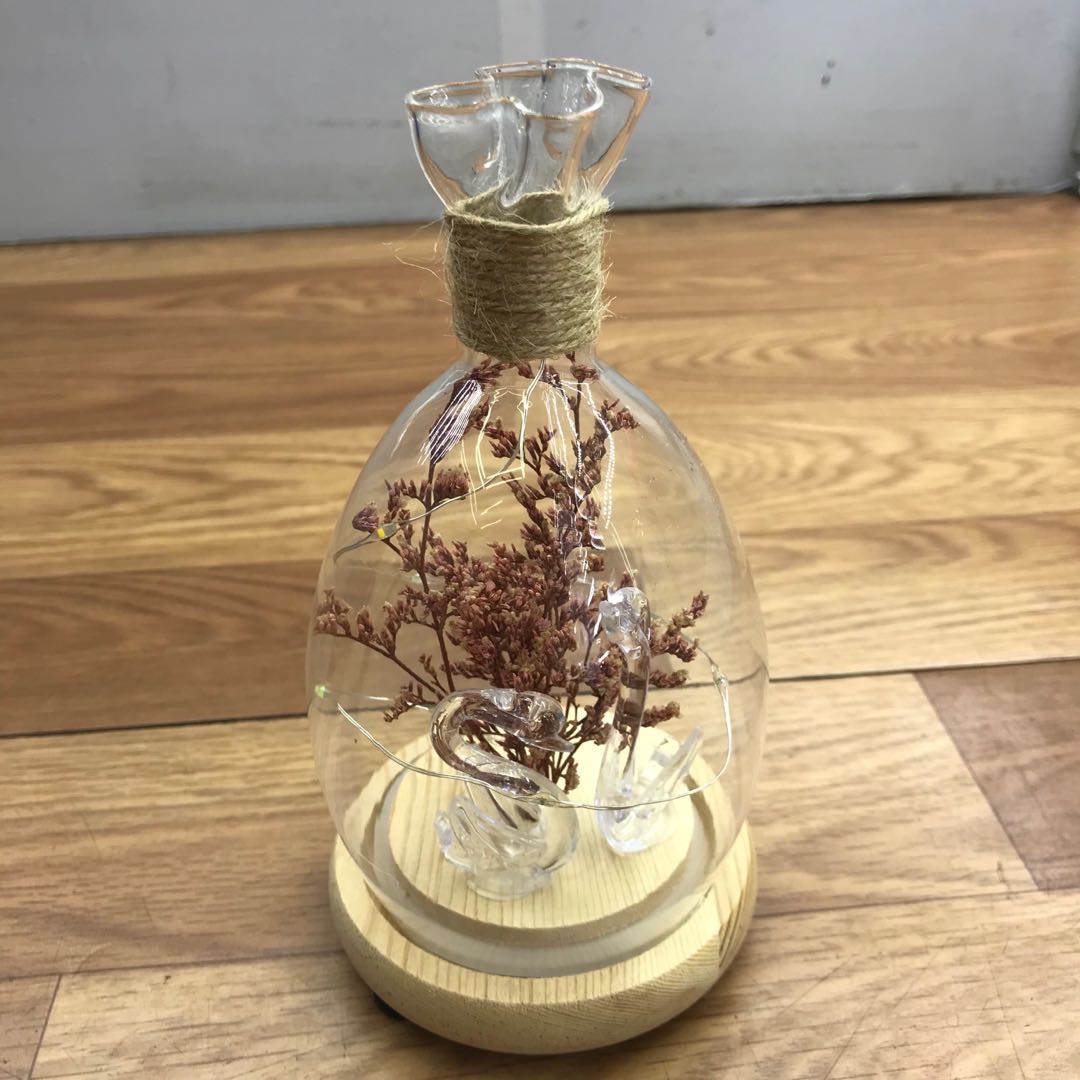 玻璃罩带灯永生花桌面摆件生日礼物