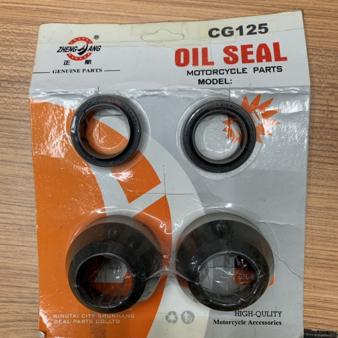 汽车配件油封密封圈耐腐蚀耐高温耐磨损