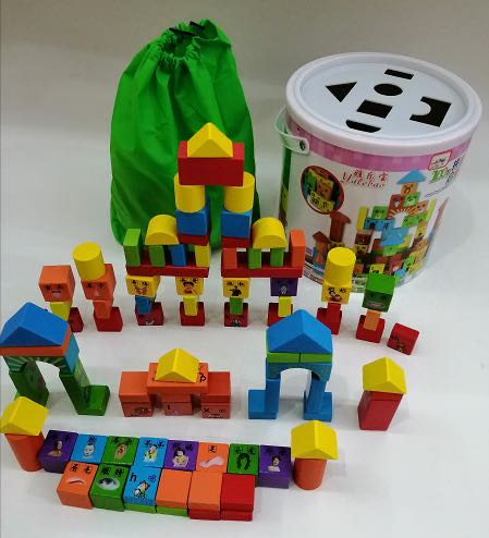 100 building blocks can help babies recognize various geometric shapes