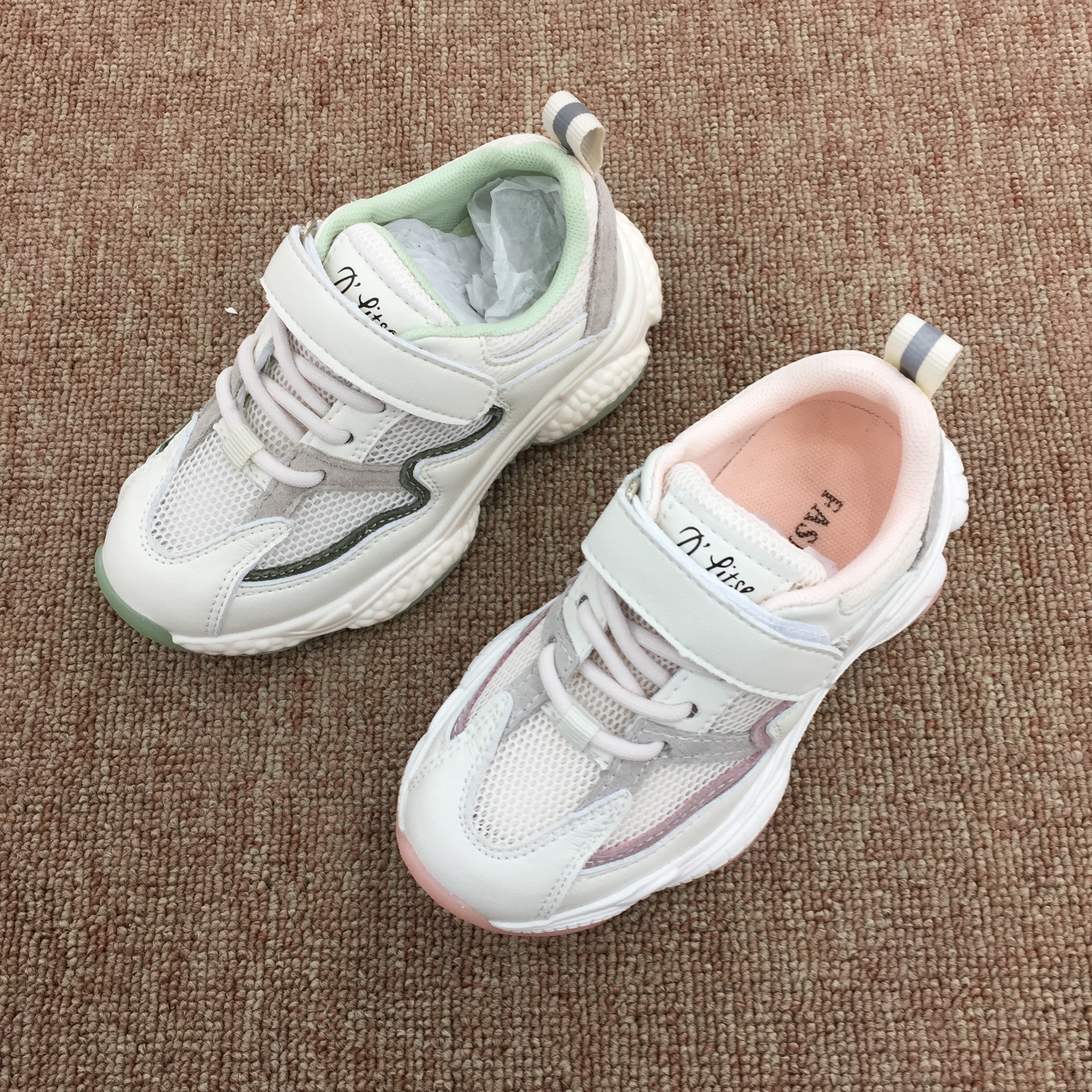 新款夏季爆款儿童运动鞋时尚靓鞋高档旅游鞋休闲鞋小孩鞋宝宝鞋