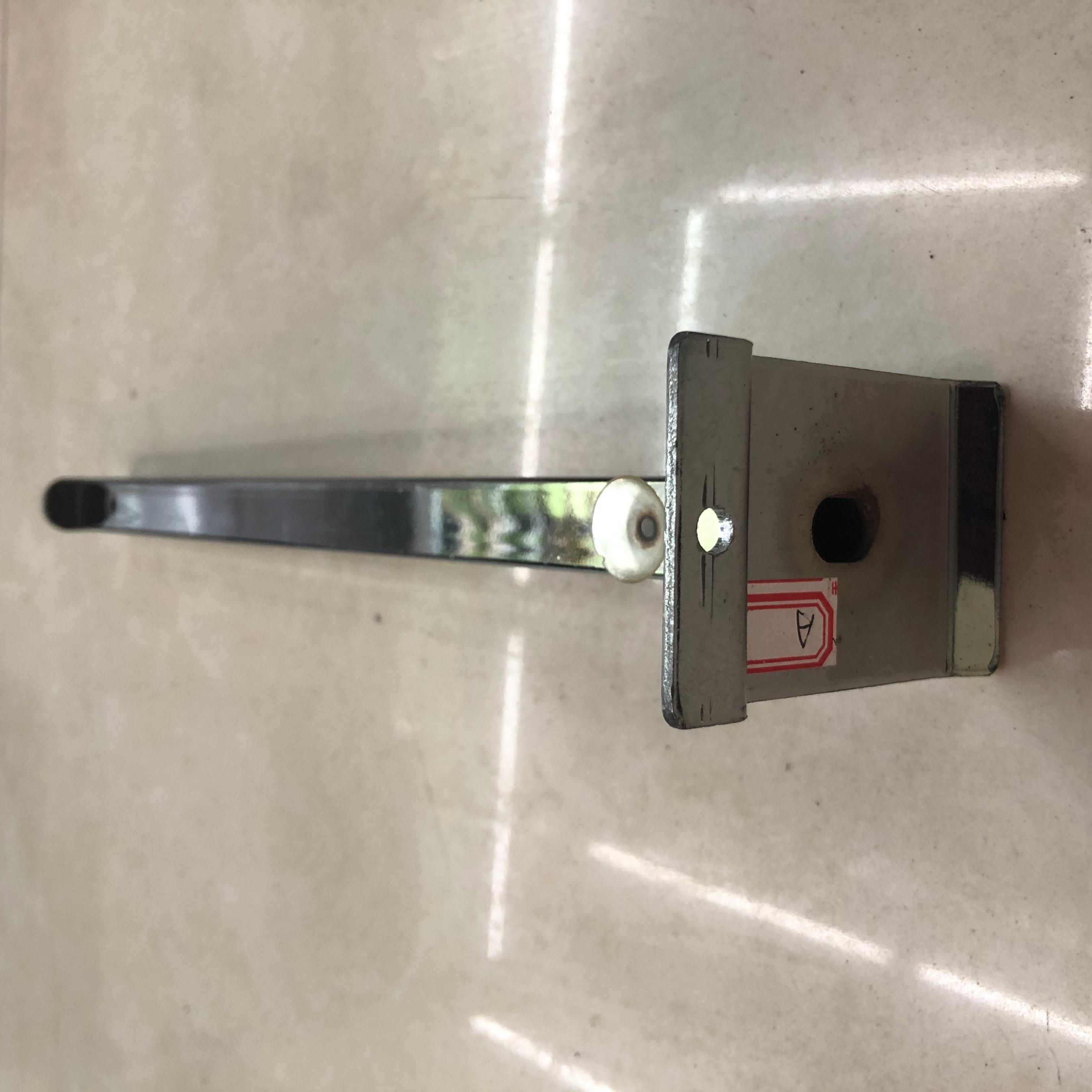 服装展示架卡金属挂钩超市货架挂架细节图