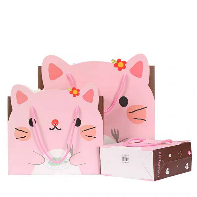 The gift box is a cute and oil-resistant gift bag for kindergartens. It is good-looking and sturdy. The hand-held paper box is durable and small in size Specification image