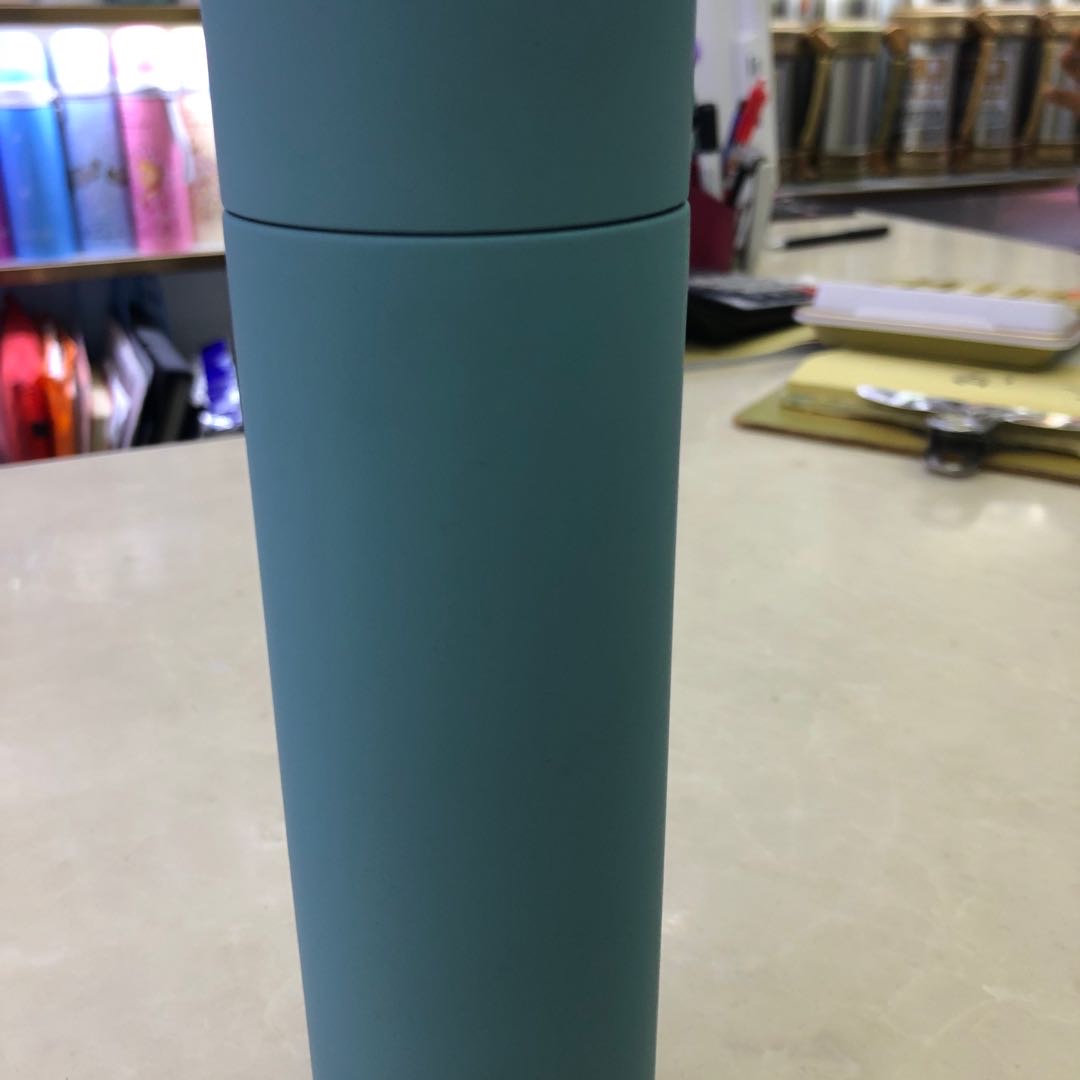 智能水杯可显示温度超大容量保温杯细节图