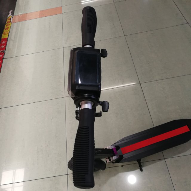 滑板车细节图
