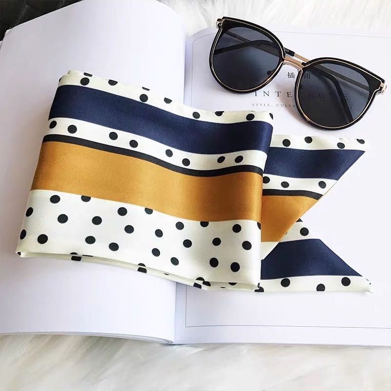 Fashion Casual Little Square Scarf Scarf Black Polka Dot Korean Version