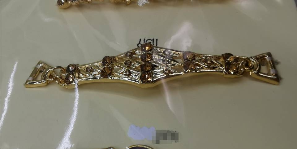 Gold Mesh Alloy Electroplated Buckle Rhinestones Buckle Shoes And Hats Decorative Buckle Clothing Accessories