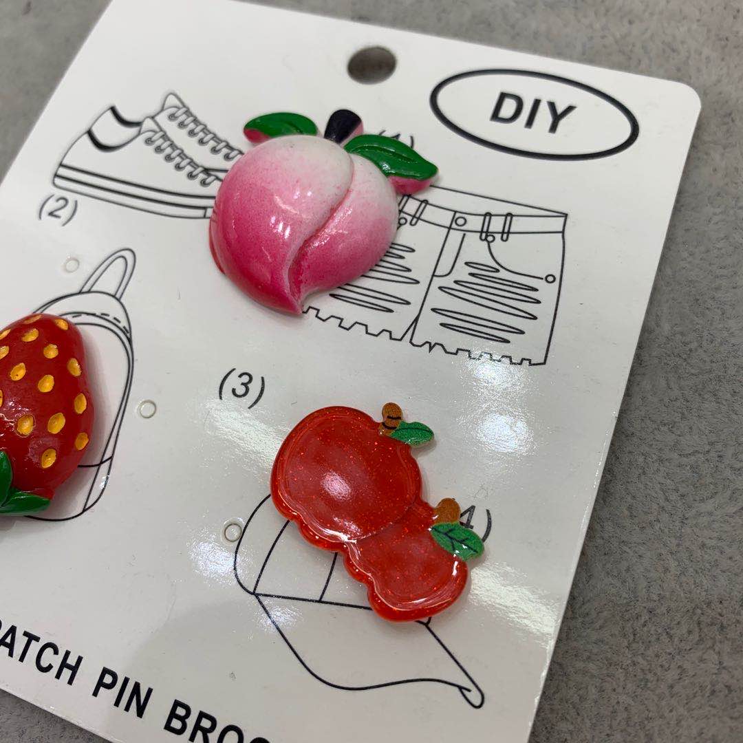 Peach fruit hairpin, cute children and little girls, bright acrylic headband Specification image