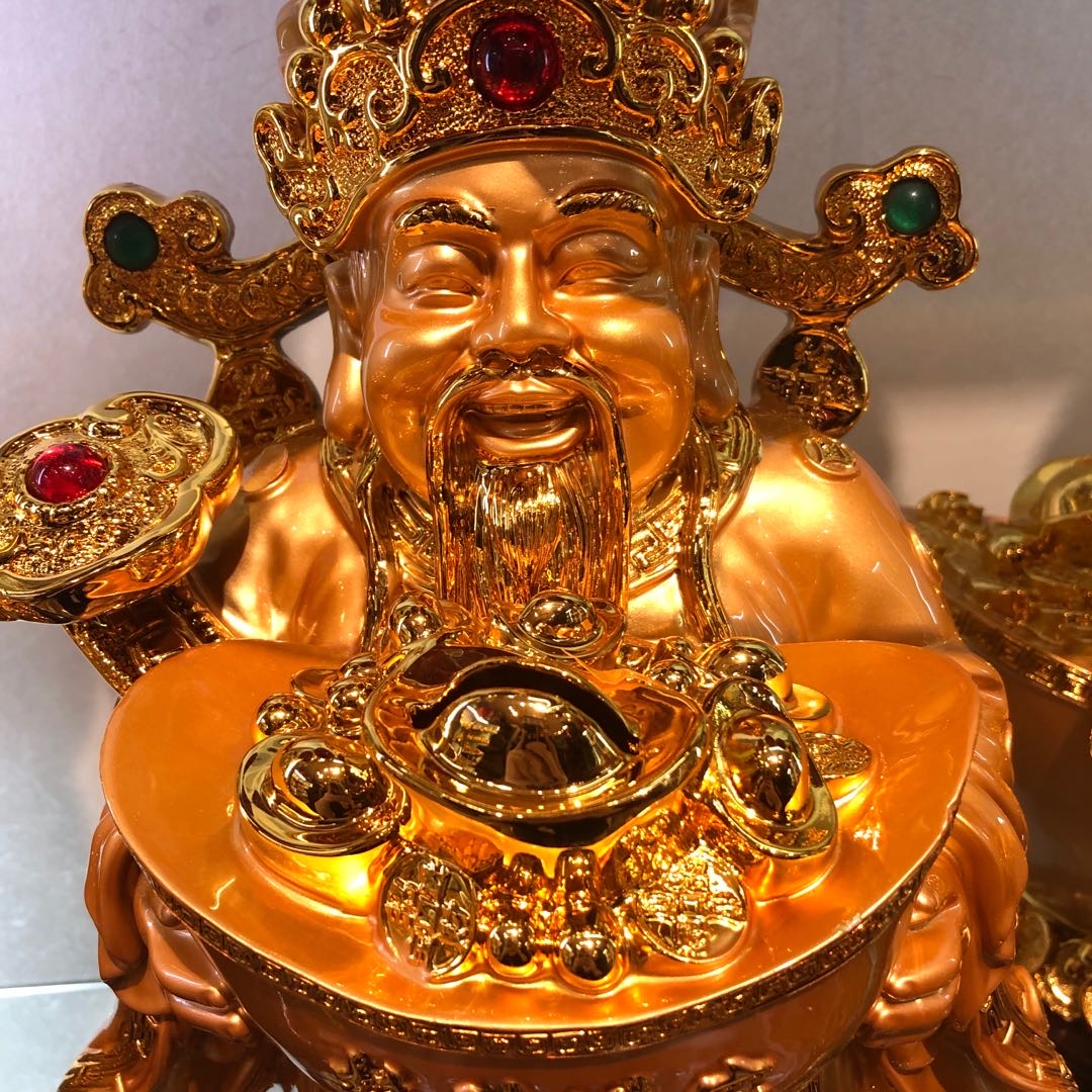 Factory direct sales of God of Wealth figurines for entrance hall home furnishings details Picture