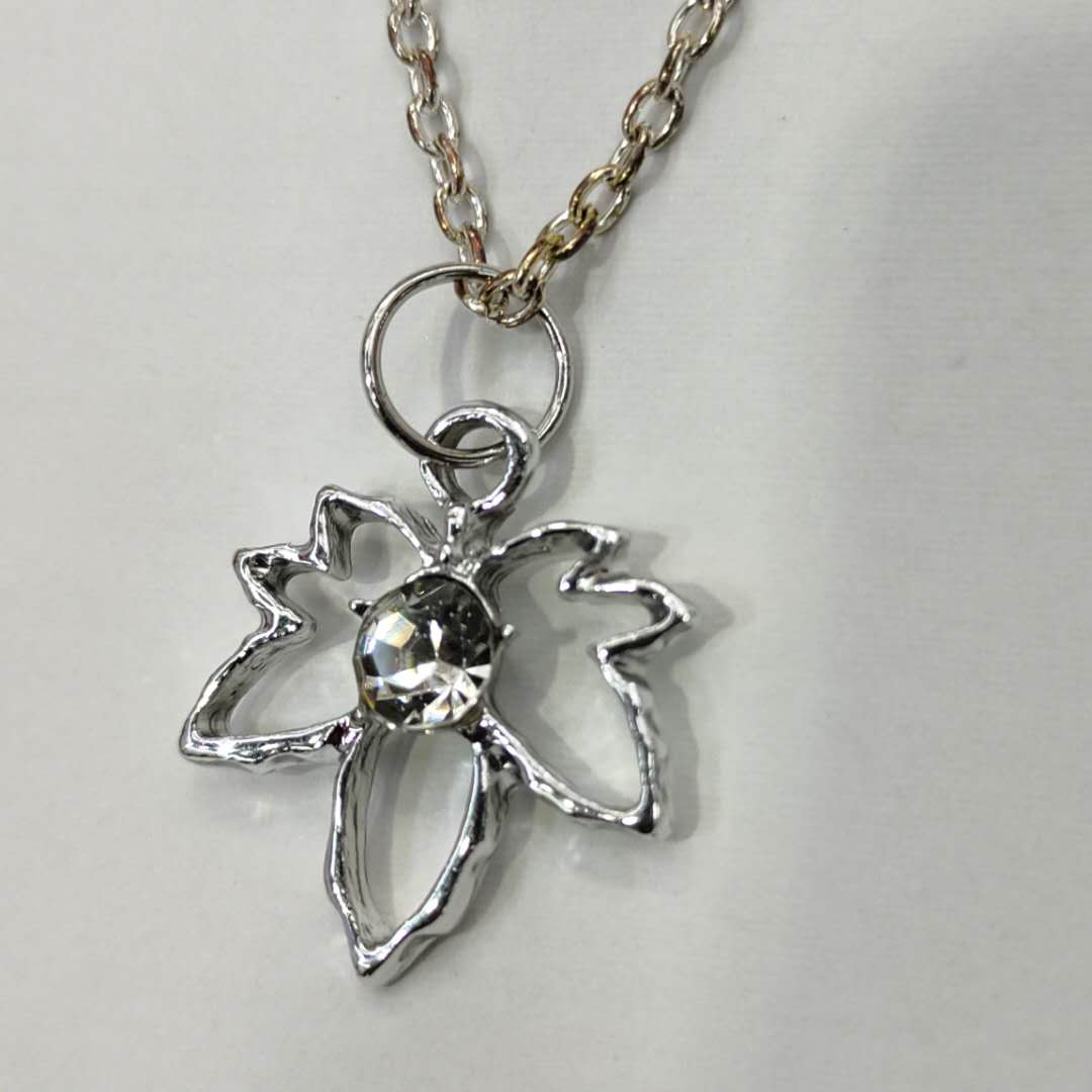 European Simplicity Goddess Temperament Silver Alloy Hollow Maple Leaf Diamond Necklace Jewel Stud Earrings Set Chain details Picture