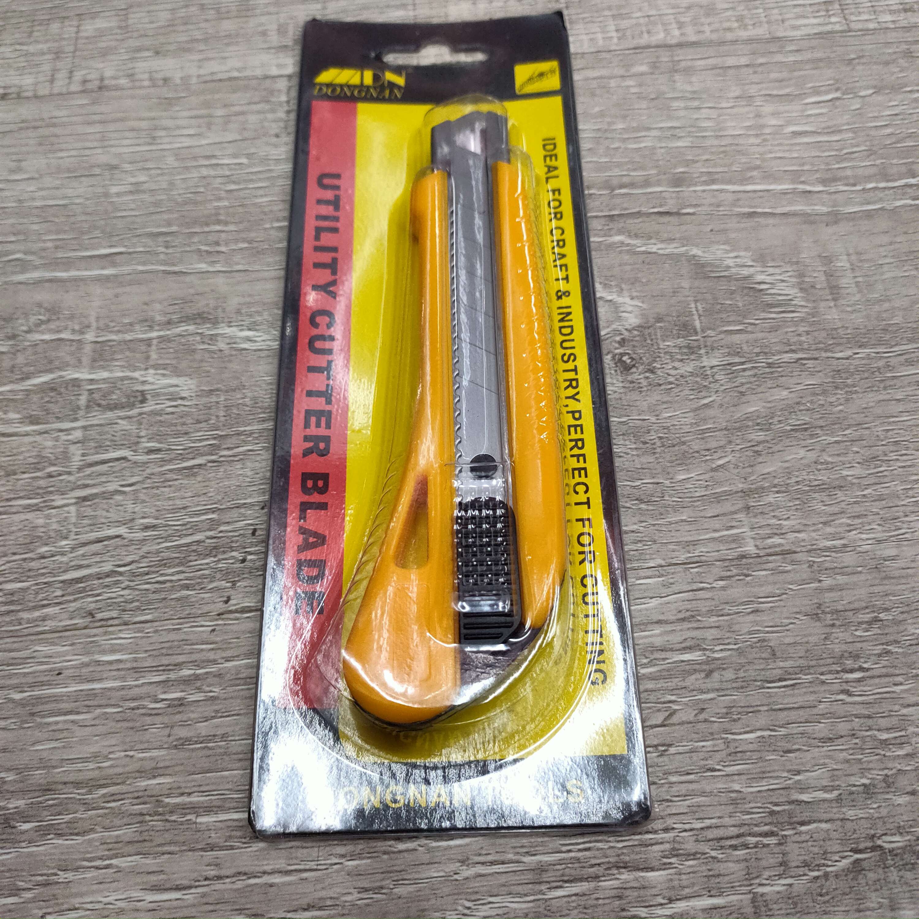 五金工具手推美工刀多功能大号美工刀不锈钢裁纸刀