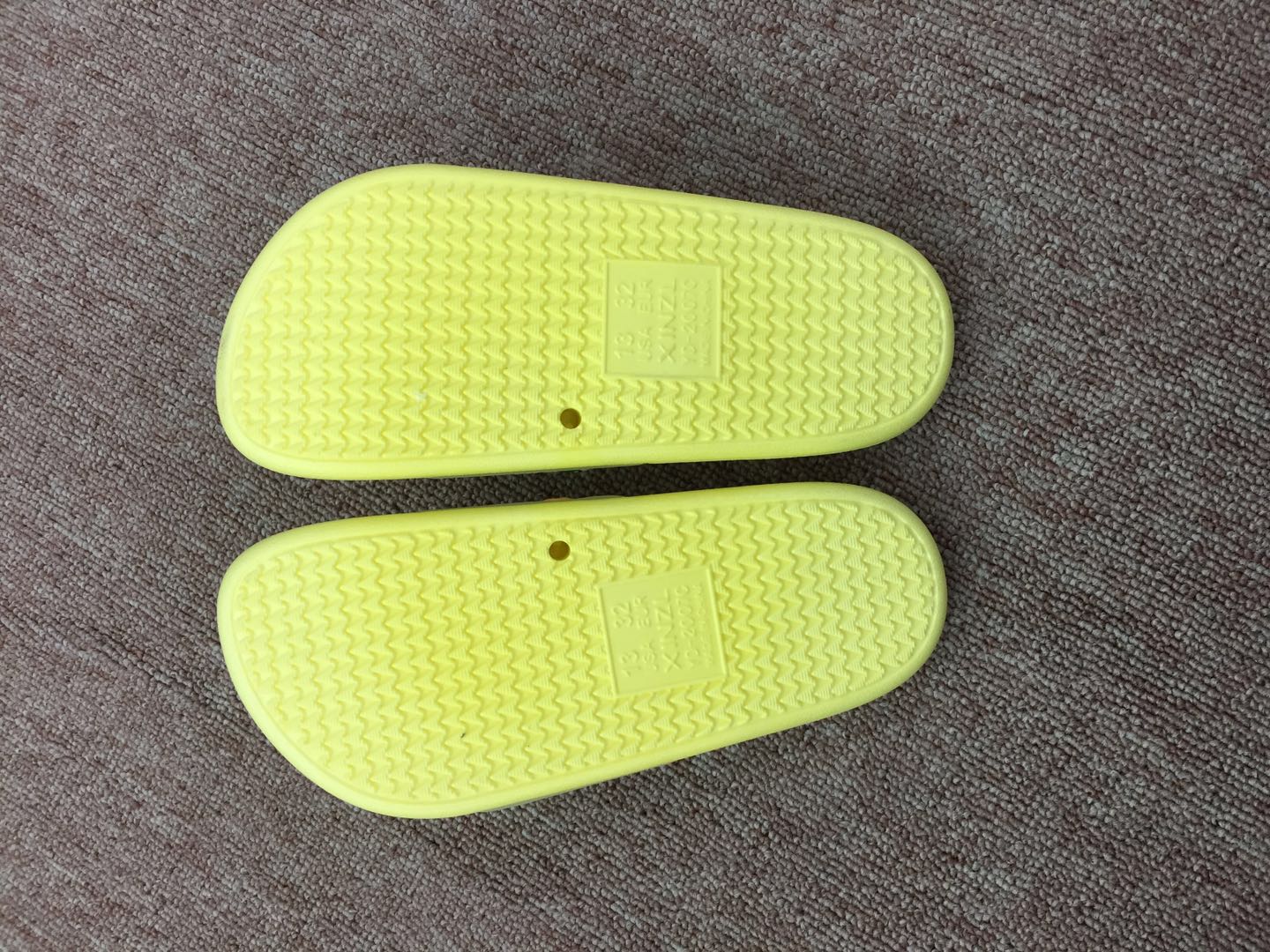 防滑可爱儿童浴室家用夏天产品图