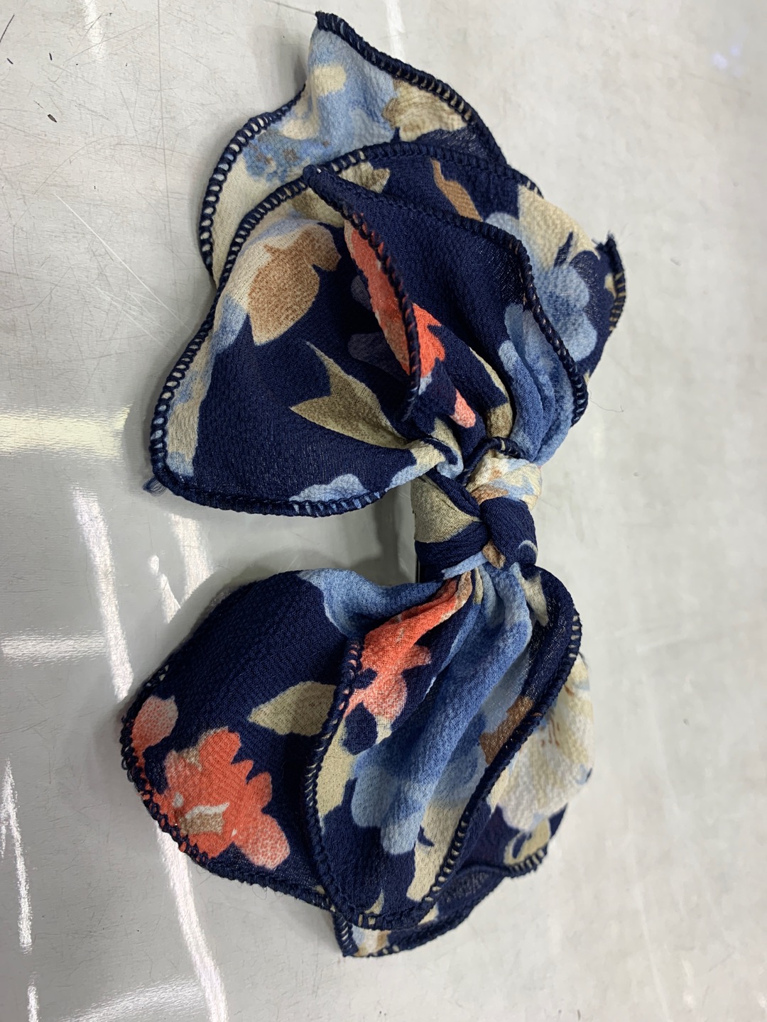 New silk fabric hair clips for girls' fashionable headwear