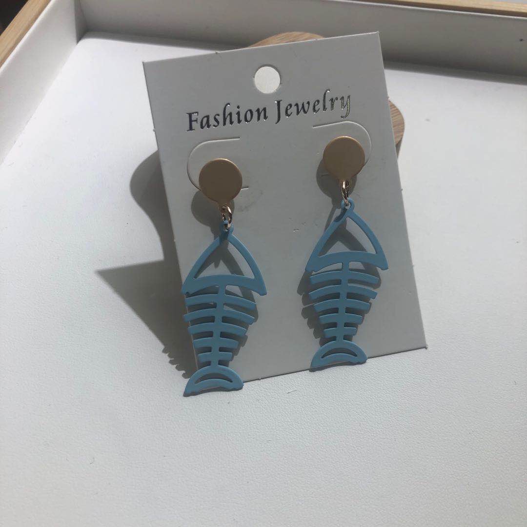 日式ins小众设计网红鱼骨长款耳环耳饰气质保色耳饰产品图