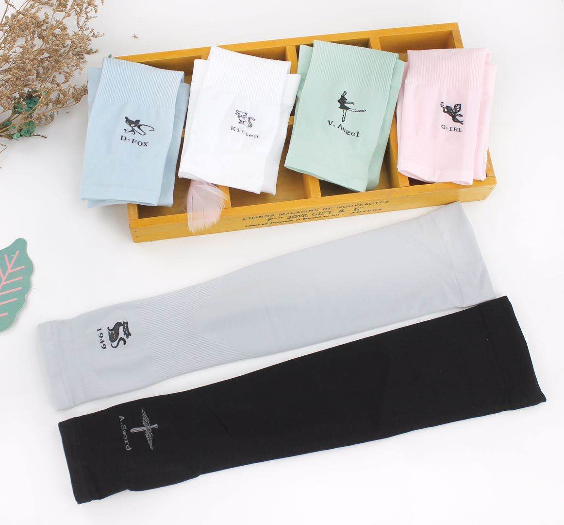 Sun protection sleeves, summer ice sleeves, Hyuna style arm protection, UV protection women's gloves, ice silk sleeves, thin style Specification image