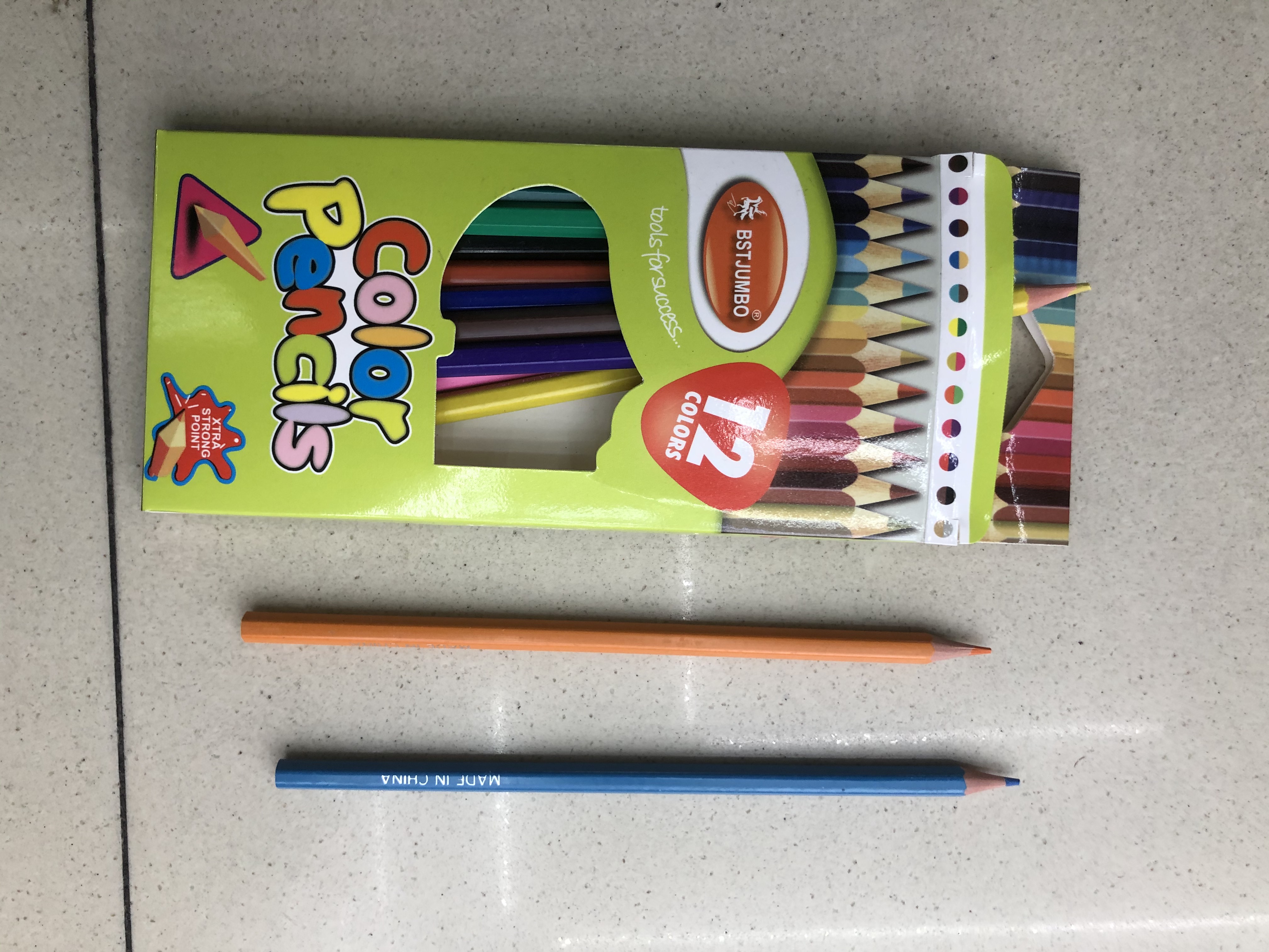 12支装长条六角彩色铅笔产品图
