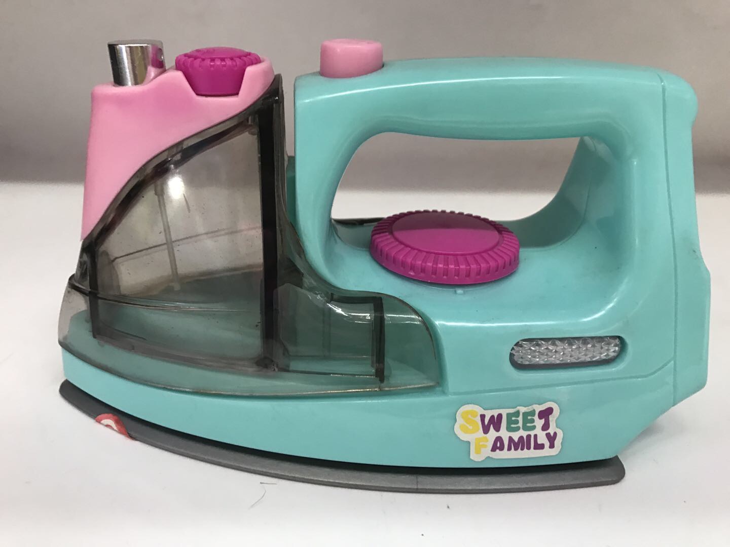 过家家玩具女孩熨斗电动灯光喷水仿真玩具宝宝