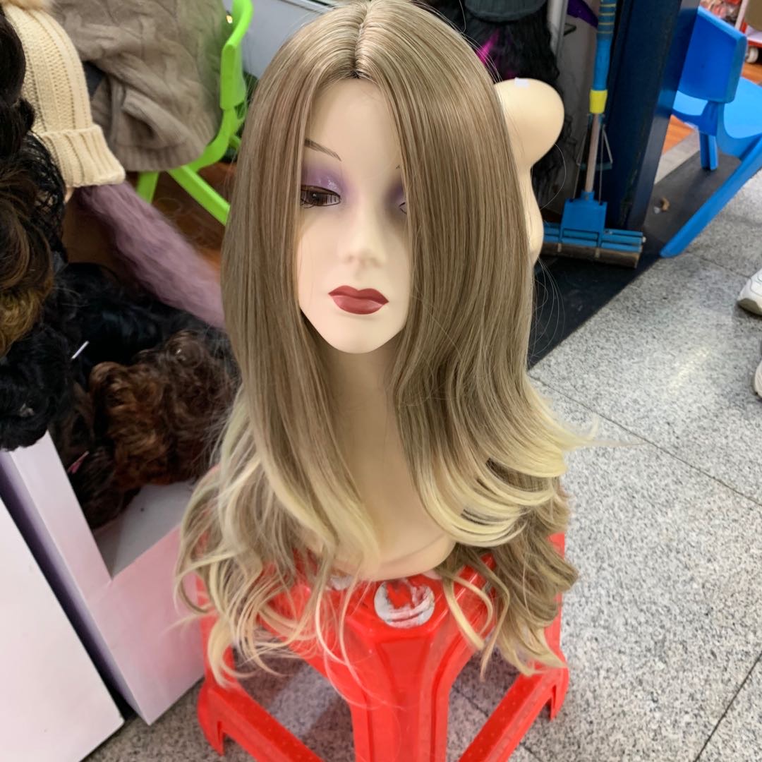 Bright-colored wig, realistic wig, large waves, middle-parted bangs, full wig set