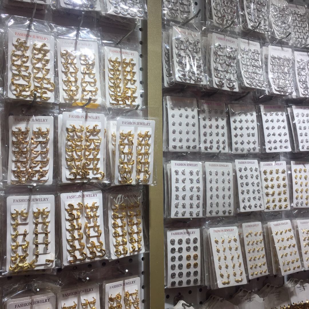 Silver dollar jewelry describe pic - 1