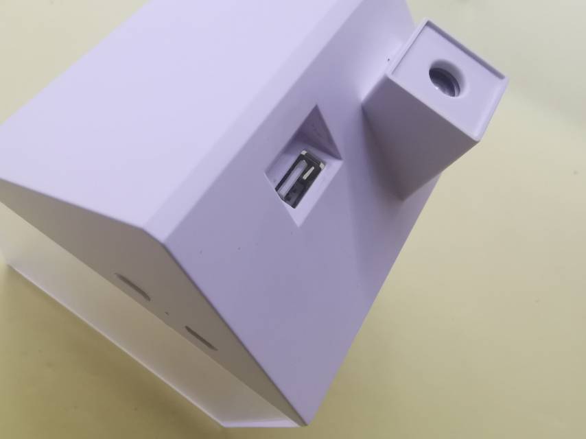 小房子形状加湿器ABS材质小礼品厂家直销产品图