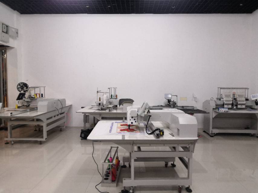 Taizhou Ye's Embroidery Machine Manufacturing Co., LTD describe pic - 2