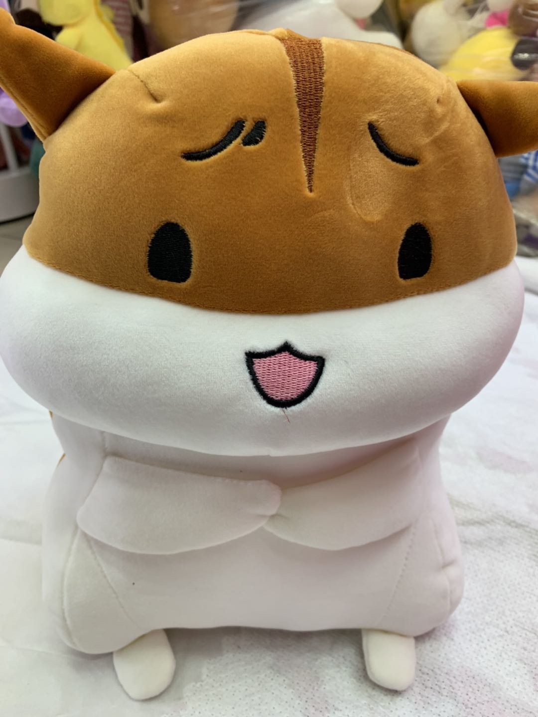 The four-sided short fluffy fruit toy can be given as a birthday present