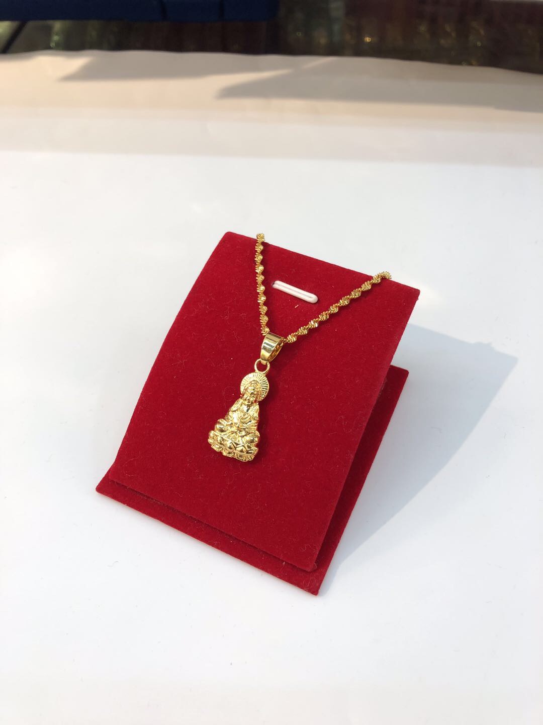 Electroplated necklaces, stainless steel necklaces, Avalokitesvara necklaces thumbnail