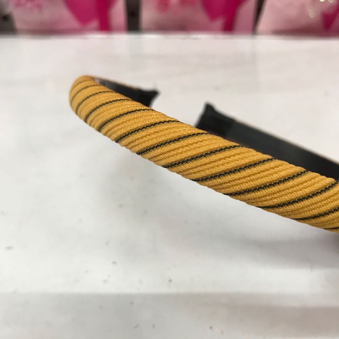 Simple solid-color hair bands, sweet fabric headbands, Korean-style versatile hair accessories for going out, cute hair clips details Picture