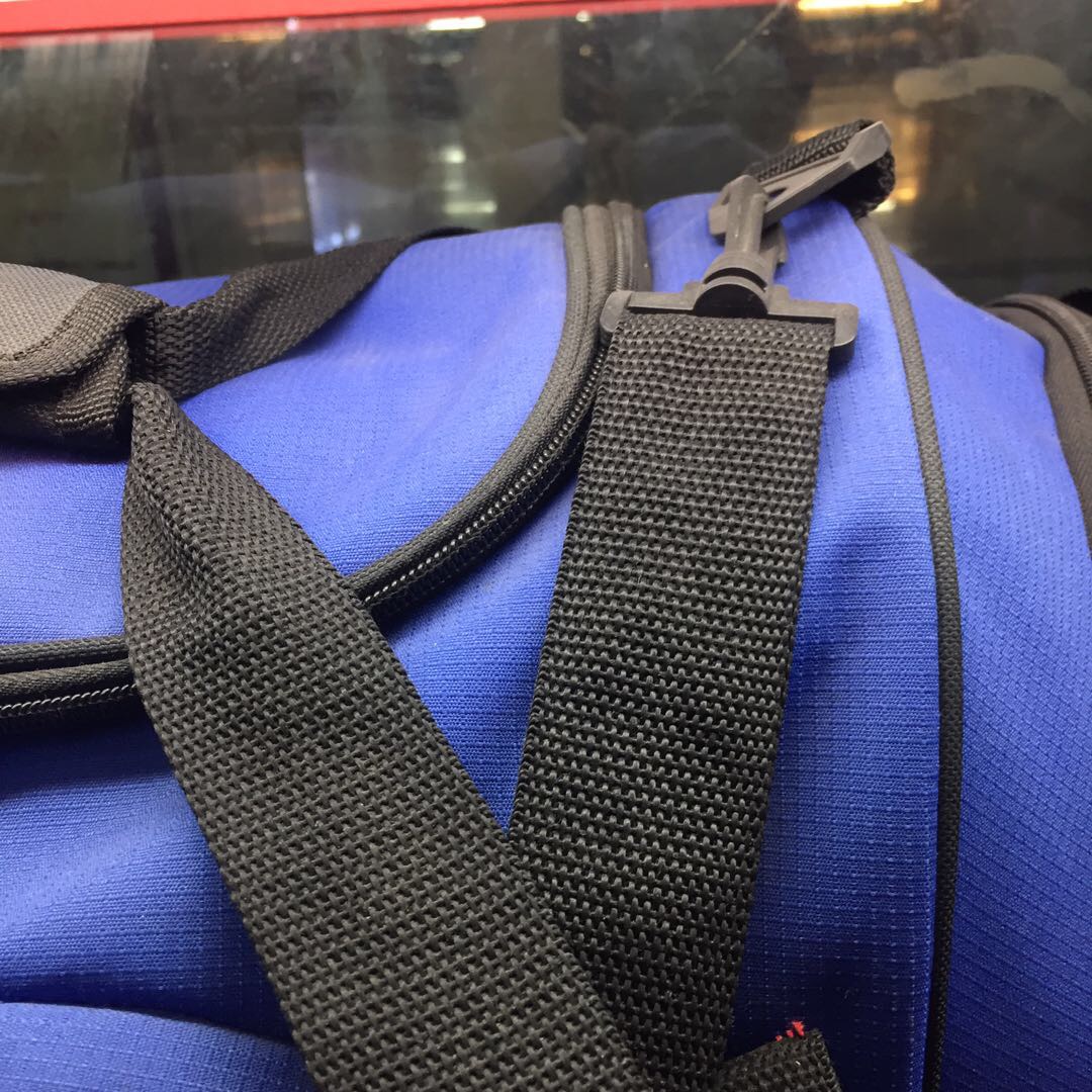 运动 学生 户外 /电脑包/定制/拉杆背包拉杆旅行包产品图