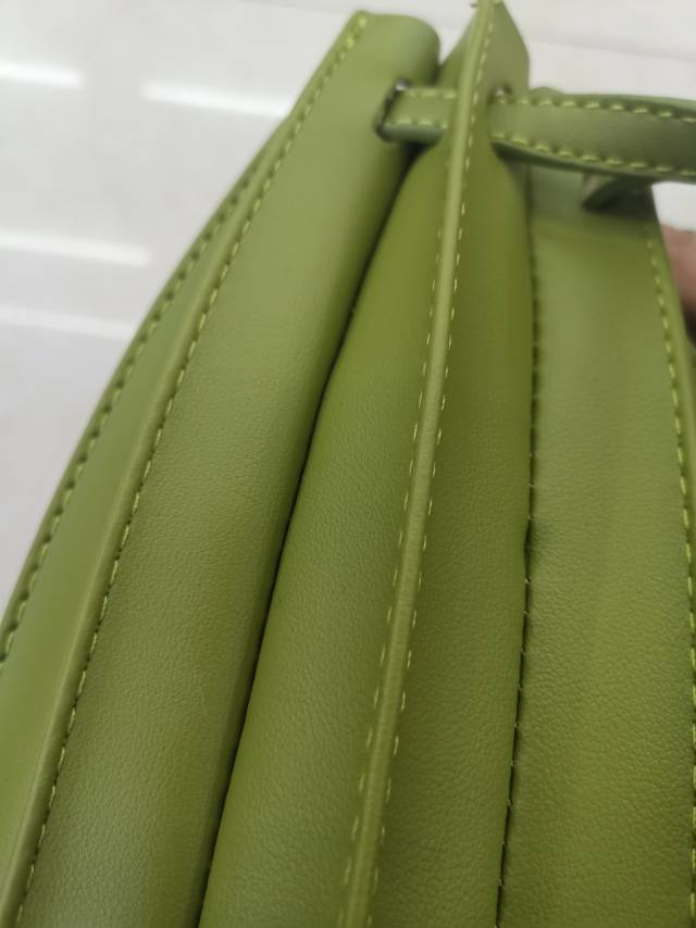 Niche Three-Dimensional Design Pleated Bucket Bag Cow Calls To Buy Oil Fruit Color All Fashion Crossbody Bag For Women Specification drawing