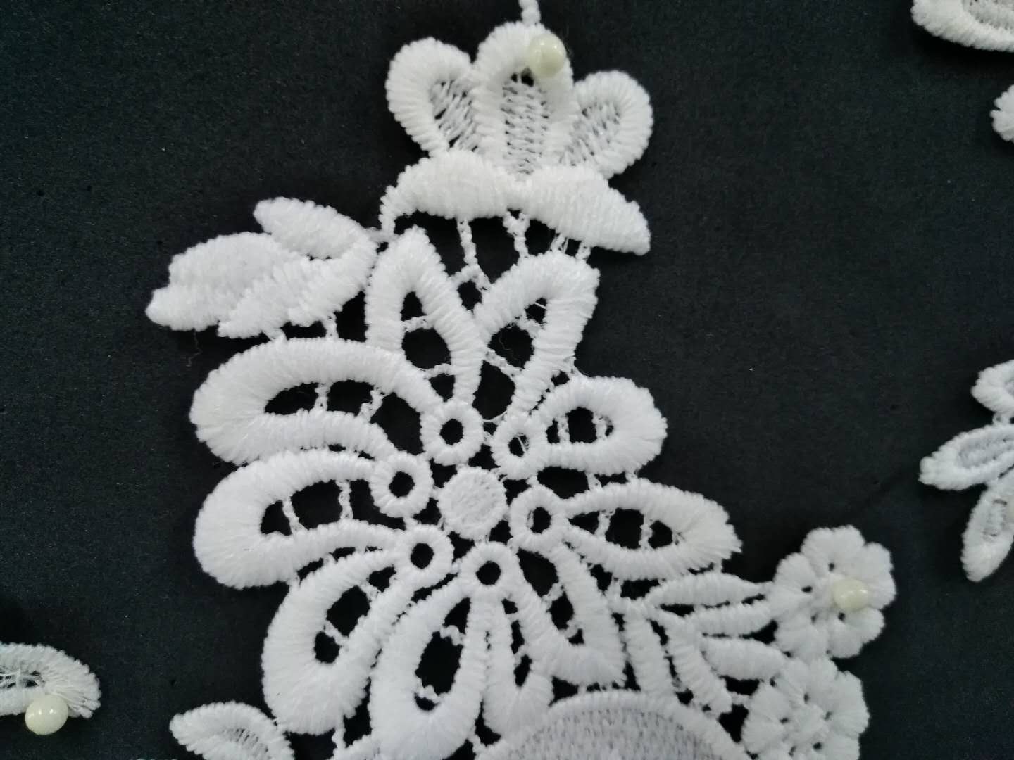 Wholesale of embroidered lace collar flowers, Guangdong lace clothing, DIY accessories, sofa accessories Specification image