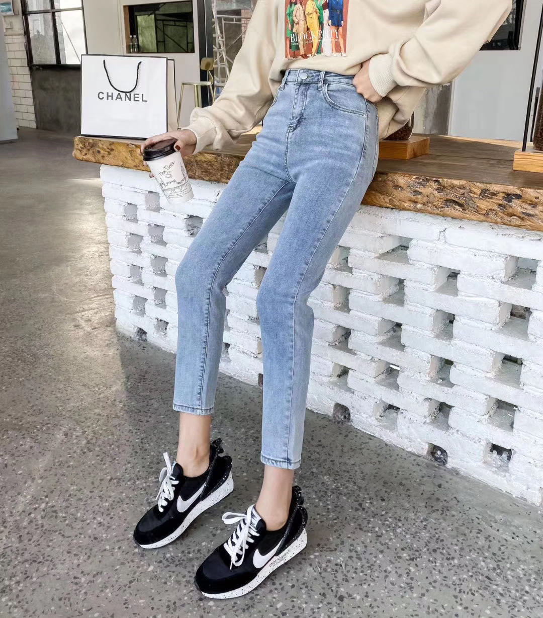 浅色蓝色牛仔裤女直筒宽松高腰显瘦九分裤裤子春秋2020年新款产品图