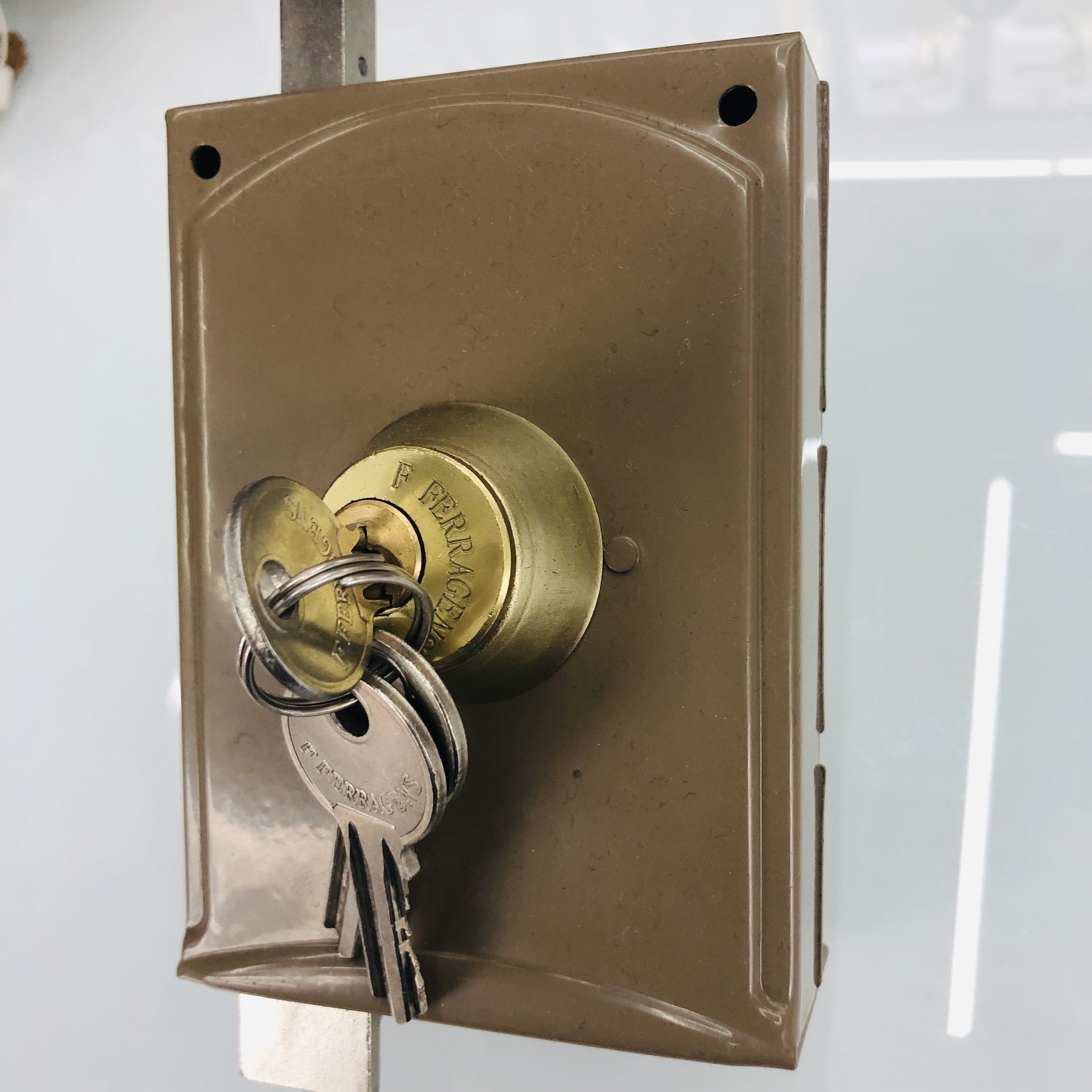 金色外装牛头锁室内门锁配带钥匙产品图