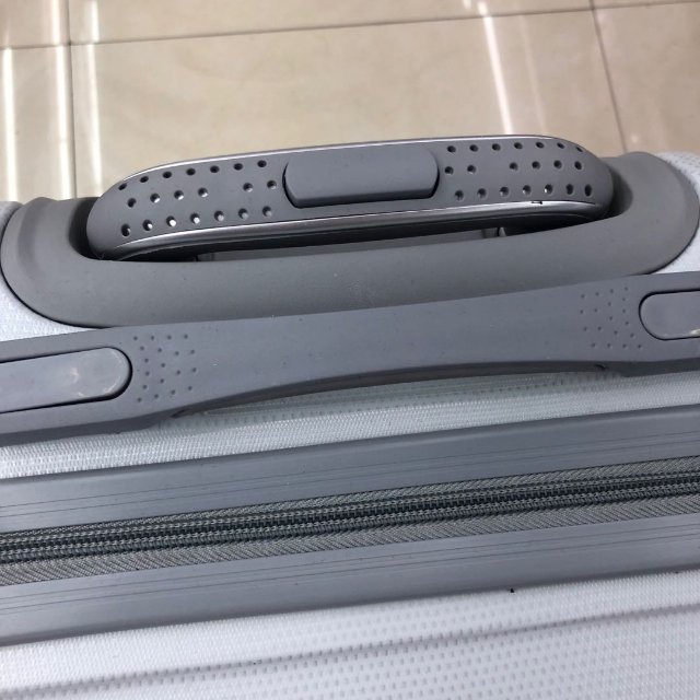 旅行箱包镜面行李箱万向轮拉杆箱皮箱男女款密码箱子产品图