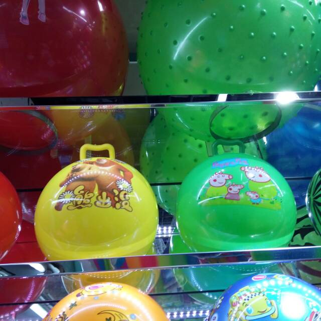 韩式多色卡通印花小手柄球产品图
