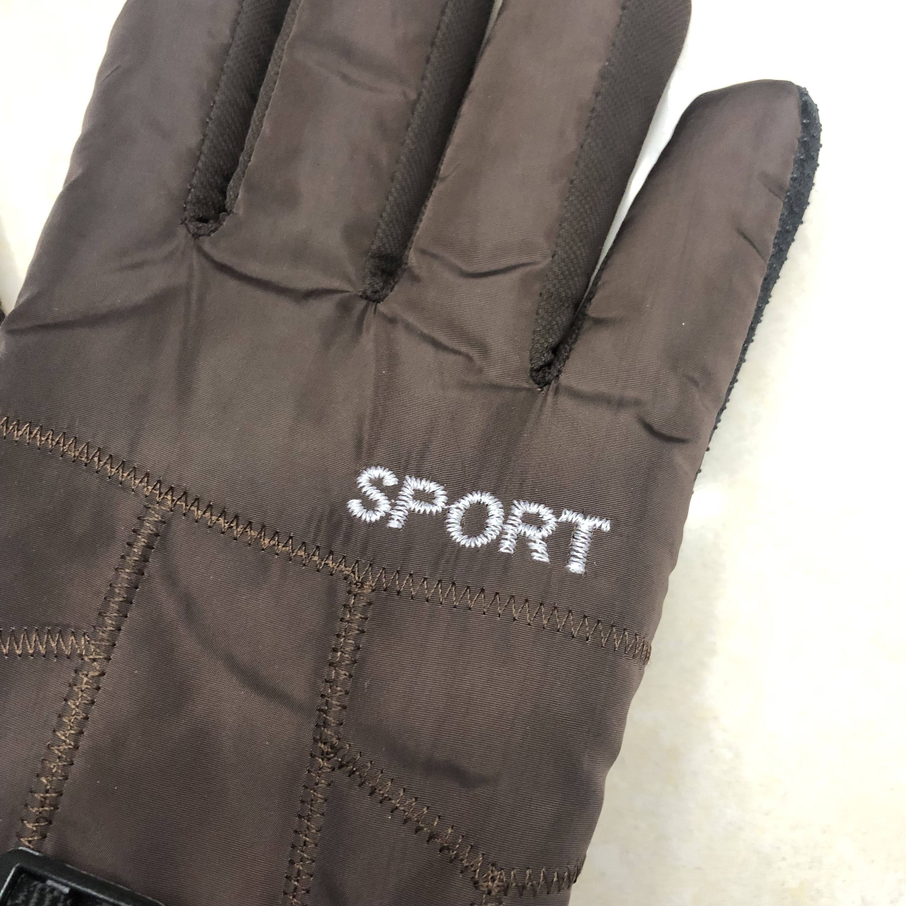 Glove Detail Display
