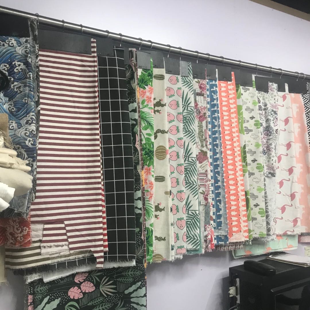 Red Flamingos Imitation Linen Printing Cloth Cotton Linen Printing Clothing Cloth Restaurant Tablecloth Decorative Dress Floral Fabric details Picture