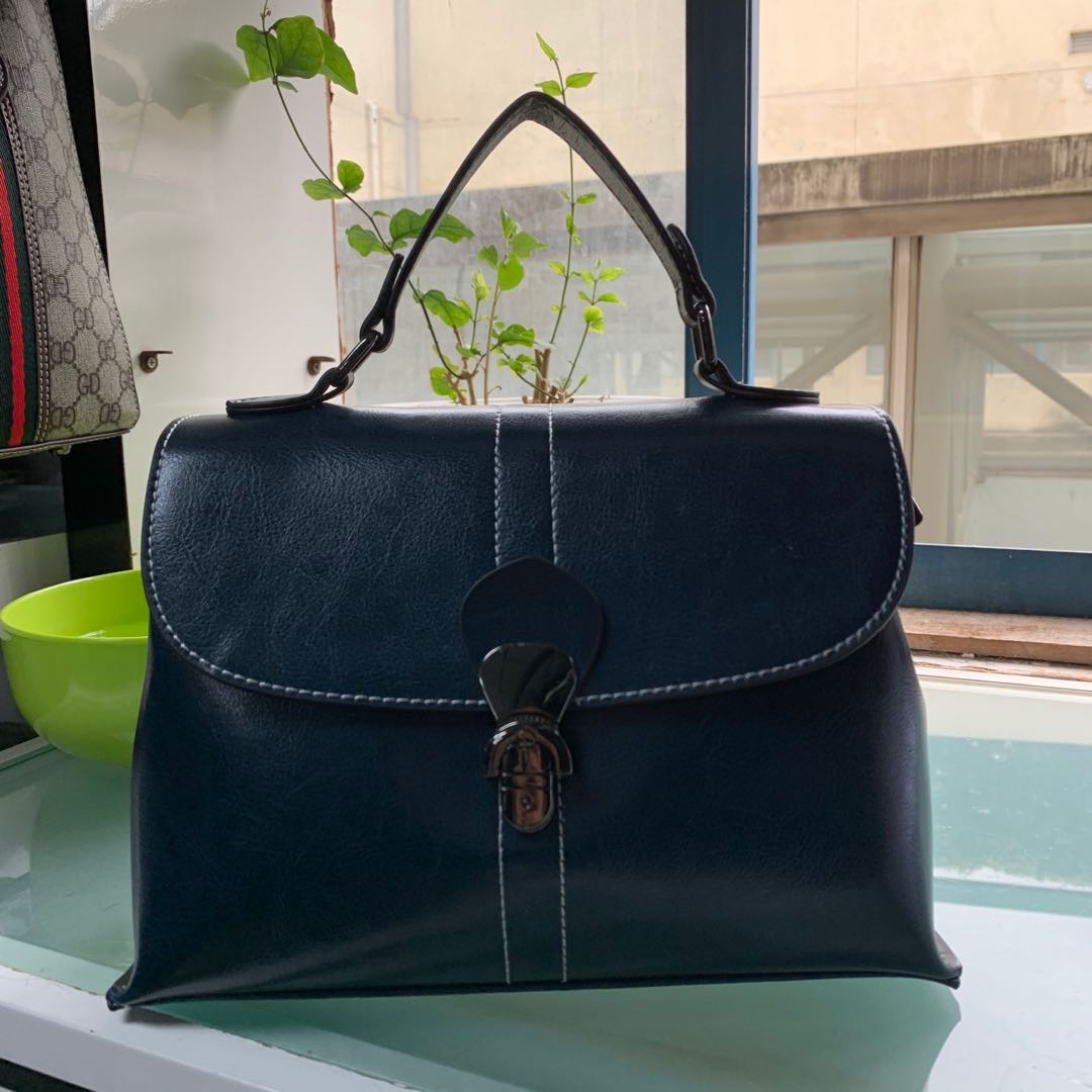 guangzhou female bag cowhide bag spring and summer new dark green cowhide wfc-41