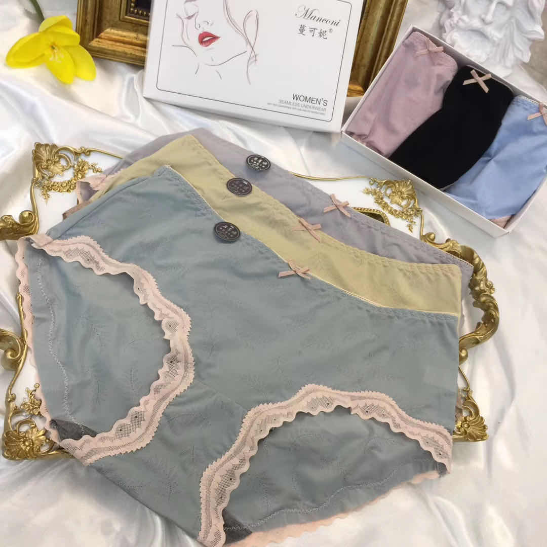 Mankone women's underwear: simple solid color lace, comfortable, breathable and antibacterial triangle pants details Picture